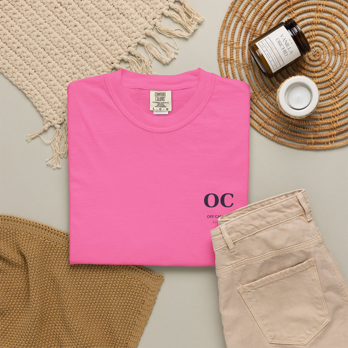 T-Shirt — "Off Campus University" Vintage Campus Tee