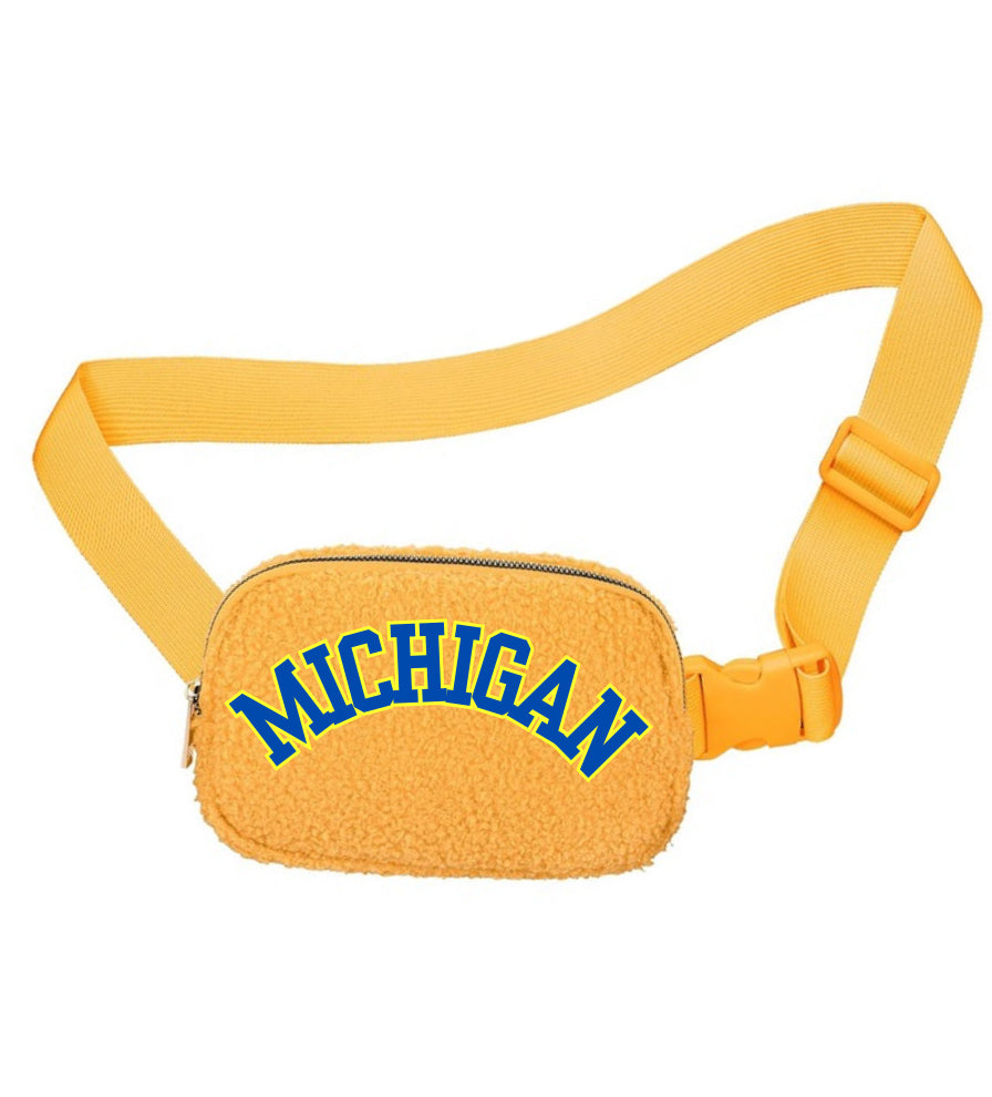 Crossbody/Belt Sherpa Bag for college gamedays