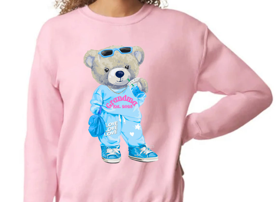 Teddy Bear Sweatshirt Personalized Family Pregnancy announcement Grandpa, Grandma, Uncle, Aunt, Dad “Est. 2025”