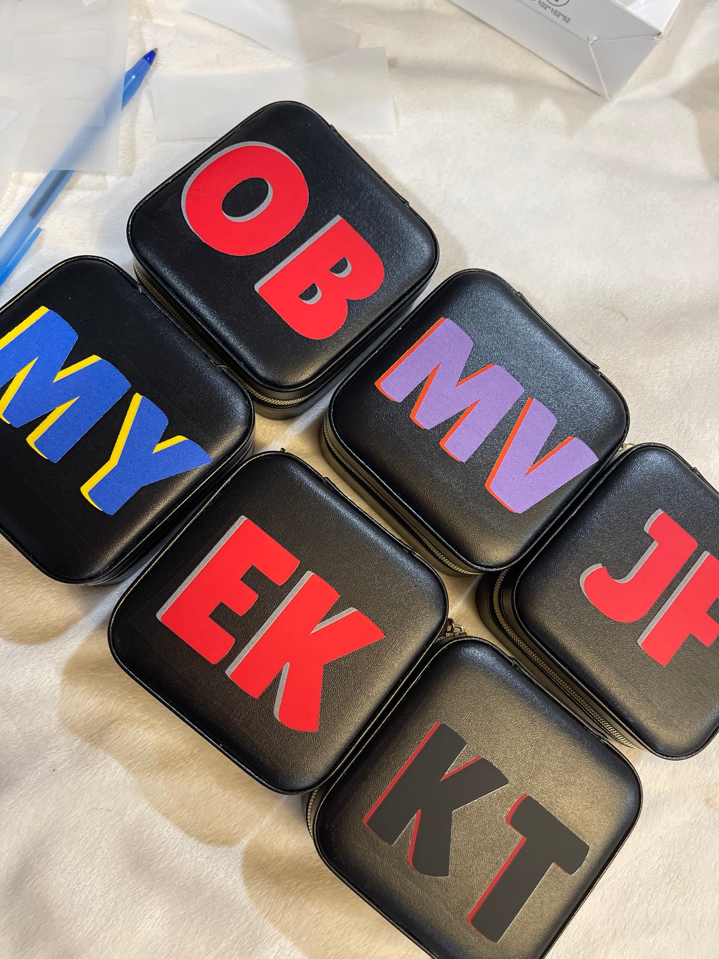Mini travel Jewelry case with Zipper monogram or college logo faux leather (perfect for the dorm)